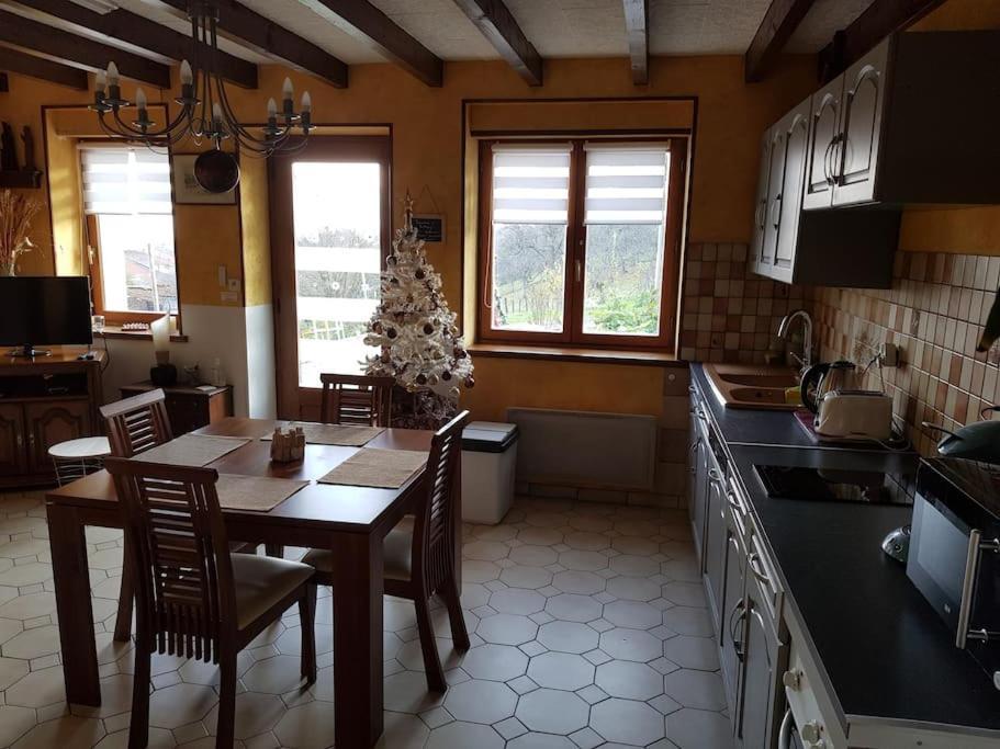 Les Souchottes, charmante maisonnette Bulligny Extérieur photo
